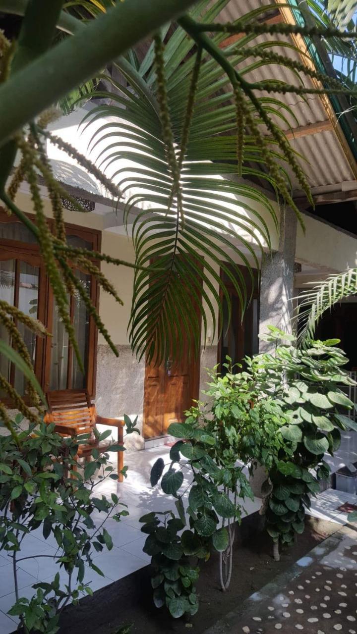 Sagita Bungalow Gili Trawangan Buitenkant foto
